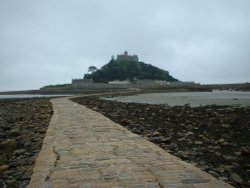 St.Michaels Mount from the causeway Wallpaper