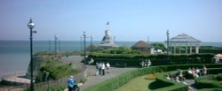 The bandstand in Victoria Gardens, Broadstairs. 08/06/05 Wallpaper