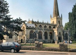 St. James' Parish Church, Trowbridge, Wiltshire Wallpaper