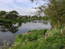 River Ribble and bridge at West Bradford, Lancashire Wallpaper