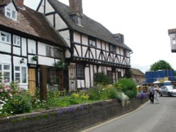 Old house in Tewkesbury, Gloucestershire Wallpaper