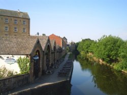 Lancaster's White Cross. Great pub on the canal Wallpaper