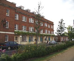 Broadway Hotel in Letchworth, Hertfordshire Wallpaper