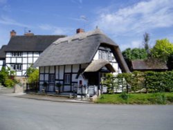 Abbots Morton, Worcestershire Wallpaper