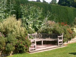 Hever Castle Gardens Wallpaper