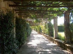 Hever Castle Gardens Wallpaper