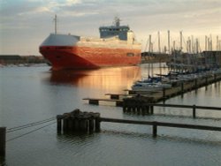 Car Transporter Grimsby Docks. Photographed by Stephen Tappin Wallpaper