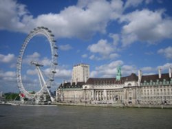 BA London Eye and the County Hall Wallpaper