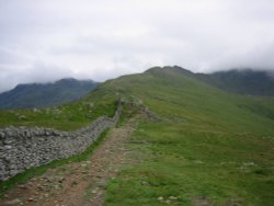 Towards Stridding Edge, Mt Helvellyn hidden in the clouds. Wallpaper