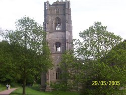 A picture of Fountains Abbey Wallpaper