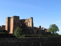 Kenilworth Castle, Warwickshire. Wallpaper