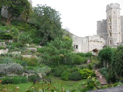 Gardens, Windsor Castle, Windsor Wallpaper