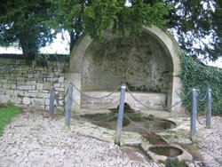 Unadorned well at Tissington, Derbyshire.
November 2004 Wallpaper