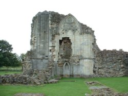 Thornton Abbey, Lincolnshire
Abbey ruins Wallpaper