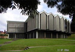 The old 1960's Magistrates Court House. Replaced by a new building on a different site in 2005. Wallpaper