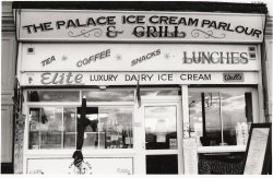 Ice Cream Parlour. Southend-on-Sea Wallpaper