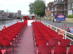 A river cruise in York Wallpaper