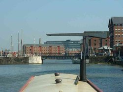 Gloucester Docks. View from a narrow boat Wallpaper