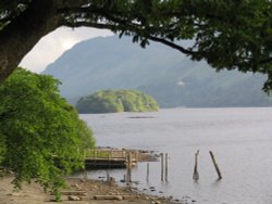 Keswick, Derwent water, mid- june evening Wallpaper