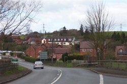 Newnham Bridge, Worcester to Tenbury Rd. The long white building is the Tavern Pub Wallpaper