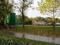 Chesterfield in Derbyshire. The Queens Park cricket ground Wallpaper