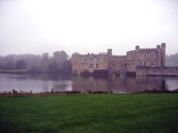 Leeds Castle in Kent Wallpaper