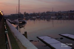 Picture of Preston Docks Promenade IN Preston @ Lancashire in Nov 05 at dusk. Wallpaper