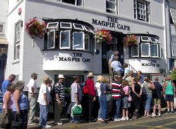 Whitby, Yorkshire, the fish 'n chip queue Wallpaper