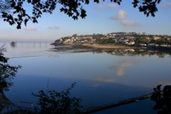 Clevedon marine lake Wallpaper