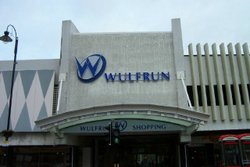 Wulfrun shopping center main place in Wolverhampton, West Midlands Wallpaper