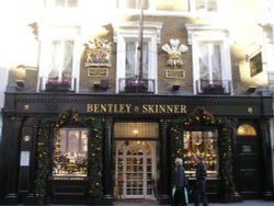 New Bond Street, Bentley and Skinner Jewellers Wallpaper