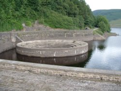 'Plug hole', Ladybower Reservoir, near Bamford, Peak District. Wallpaper