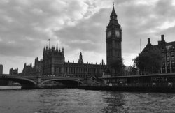 A timeless snapshot of Big Ben, London Wallpaper