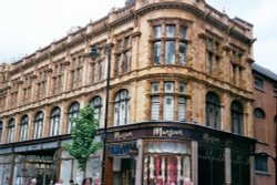 High Street in Nottingham Wallpaper