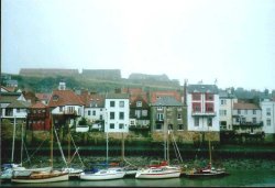 River Esk and East Side in Whitby, North Yorkshire Wallpaper