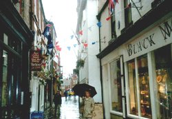 Sandgate in Whitby, North Yorkshire Wallpaper