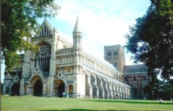 Cathedral in St Albans, Hertfordshire Wallpaper