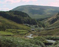 ROAD TO TROUGH, Dunsop Bridge, Lancashire Wallpaper