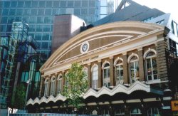 London, City, Fenchurch Street Station - May 2004 Wallpaper