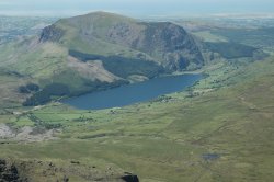 Snowdonia Railroad....foto from top of the mountain, Llanberis Wallpaper