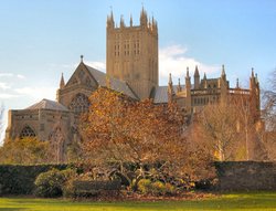 Bath Abbey - North Eastern aspect - November 2003