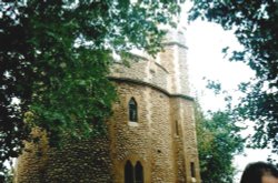 London - Tower of London, Sept 2002 Wallpaper