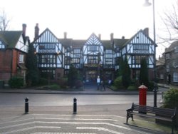 Rose & Crown Hotel in Tring, Hertfordshire Wallpaper