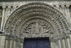 Carving above the great west door of Rochester Cathedral Wallpaper