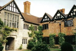 Courtyard view, Packwood House, nr Solihull, West Midlands Wallpaper