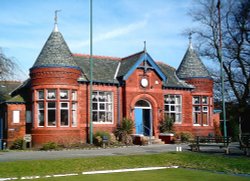 Fulwood Conservative club, Blackpool Rd., Preston, Lancashire. UK. Wallpaper