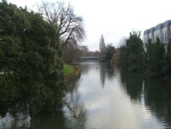 River Leam, Leamington Spa, Warwickshire Wallpaper