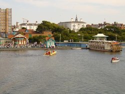 The Lake, Southport, Lancashire Wallpaper