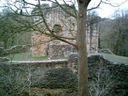 A picture of Castle Ewloe near Buxton in northern Wales