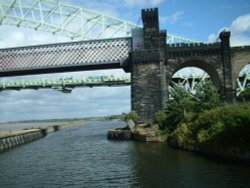 Castle rock by Runcorn rail bridge on the Manchester ship canal. Cheshire Wallpaper